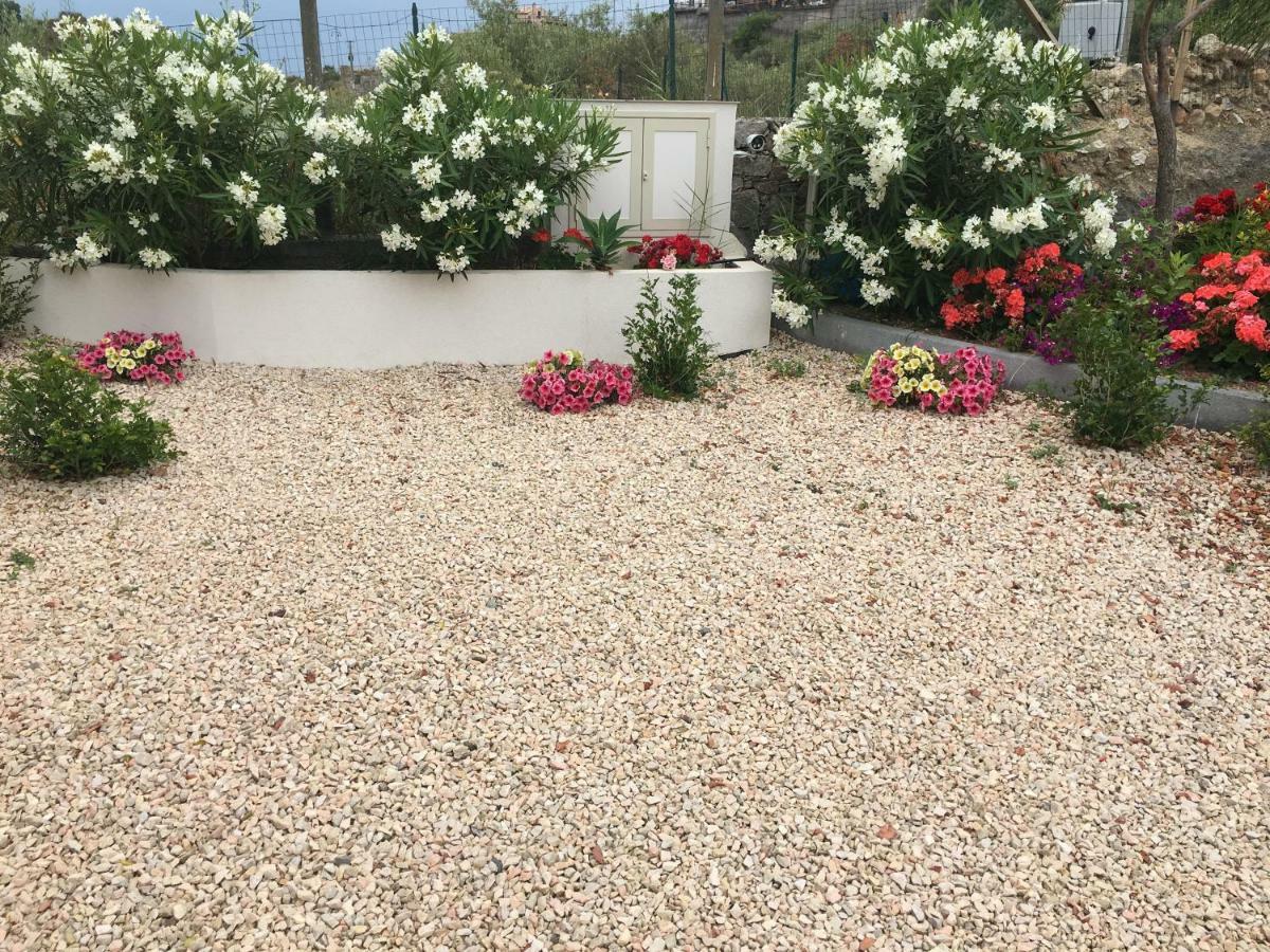 טאורמינה Villa Nina 2013 Appartamento מראה חיצוני תמונה